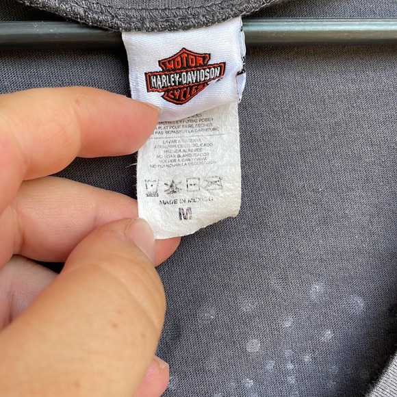 EUC Harley-Davidson stoned V neck top. Fits more like a small. Super cute top! - Picture 3 of 6
